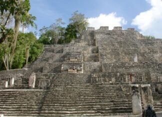 Structure II at Calakmul