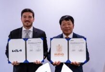 Kia investment announcement with Governor of Nuevo León Samuel García