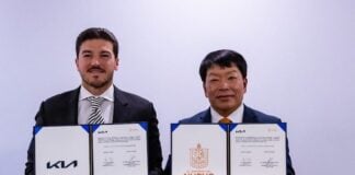 Kia investment announcement with Governor of Nuevo León Samuel García