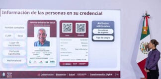 President Sheinbaum shares an image of a Universal Health Service ID at a press conference