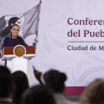 President Sheinbaum at the podium of her May 22 press conference