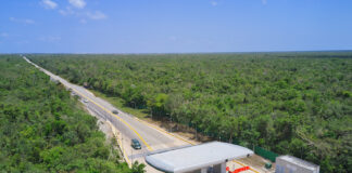 The Mayab Highway connecting Mérida and Playa del Carmen