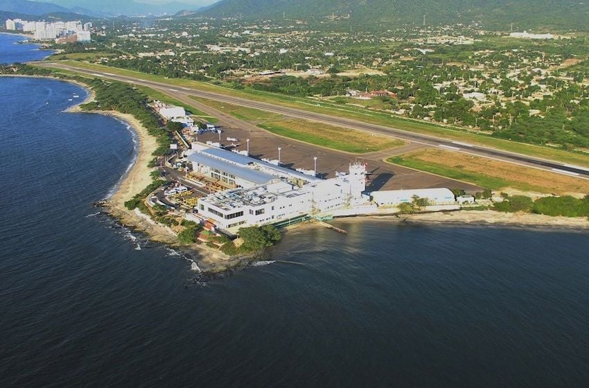 Simón Bolívar International Airport