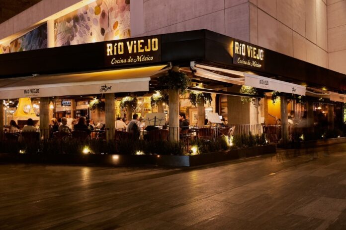 Rio Viejo restaurant in Guadalajara