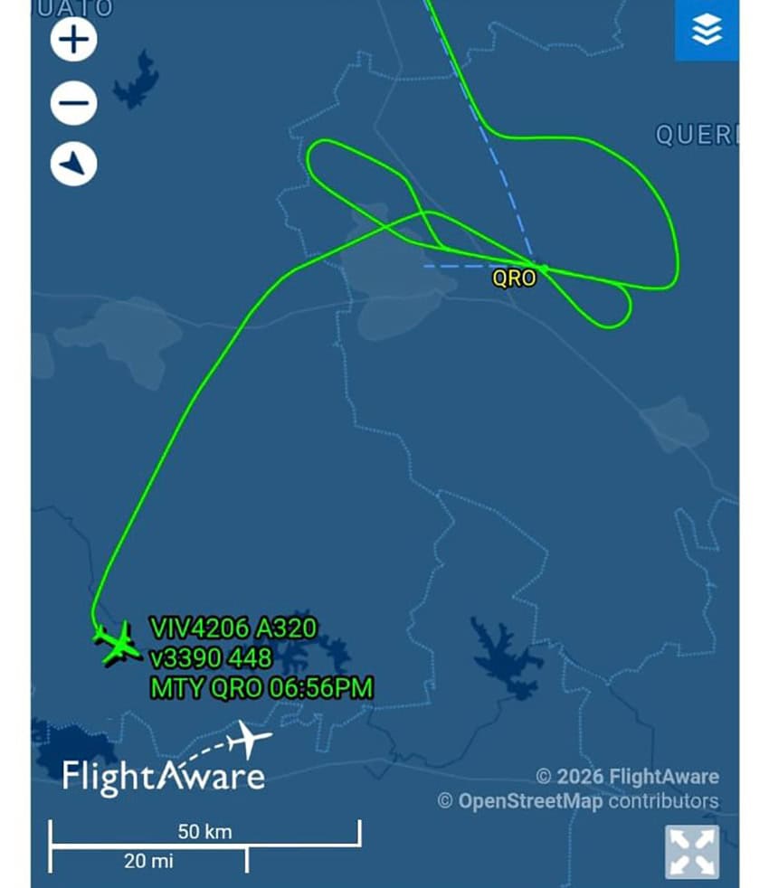 A map of a twisting, turning flight path near Querétaro