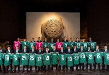 El Tri jerseys at MNA