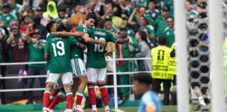 Mexico's offense ( Julián Quiñónes and Raúl Jiménez) celebrates after delivering a home-turf win in Mexico City Stadium at the 2026 FIFA World Cup's opening match.