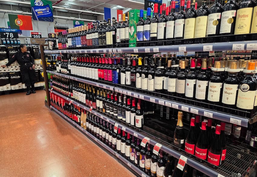 Mexico City imposes a partial dry law for Wednesday, with alcohol sales banned in selected areas