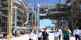 Government officials touring the “González Ortega” combined-cycle plant in Mexicali, Baja California