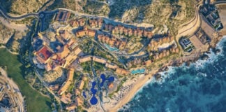 A drone shot of Baja California Sura and Los Cabos