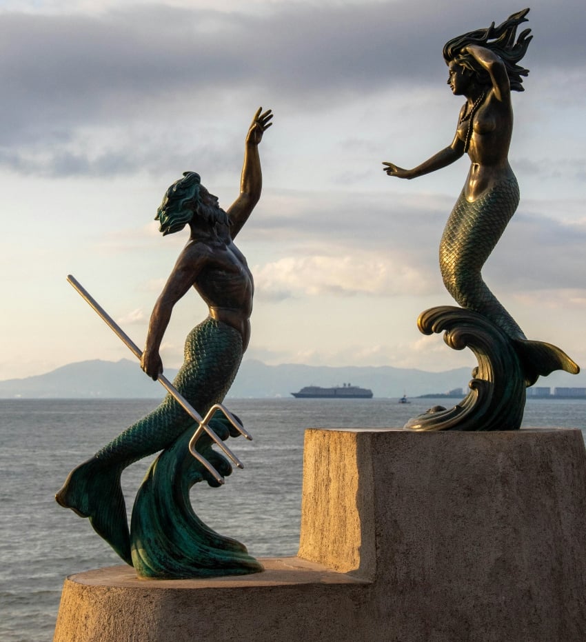 Statue of Nepture and a mermaid