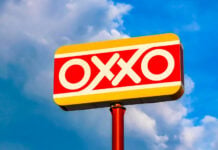 An Oxxo convenience store sign