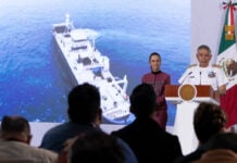 Navy Minister Raymundo Pedro Morales Ángeles and President Sheinbaum at the July 30 mañanera