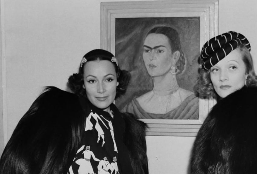 Natasha Gelman in front of a Frida Kahlo painting