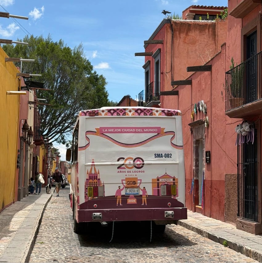 A bus in san miguel de allende