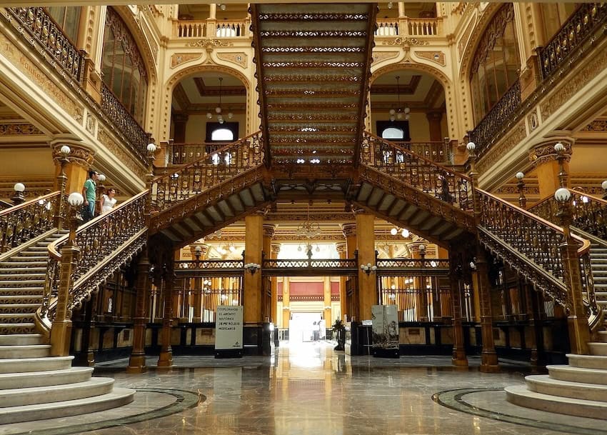 Palacio de Correos interior architecture in Mexico City