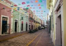 Mexican sidewalks