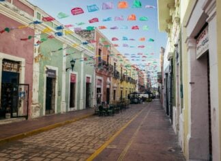 Mexican sidewalks