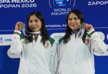 The 14-year-old Cueva twins are rising stars in the sport of synchronized diving.