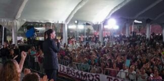 Sheinbaum speaks to a group of retired women in México state.