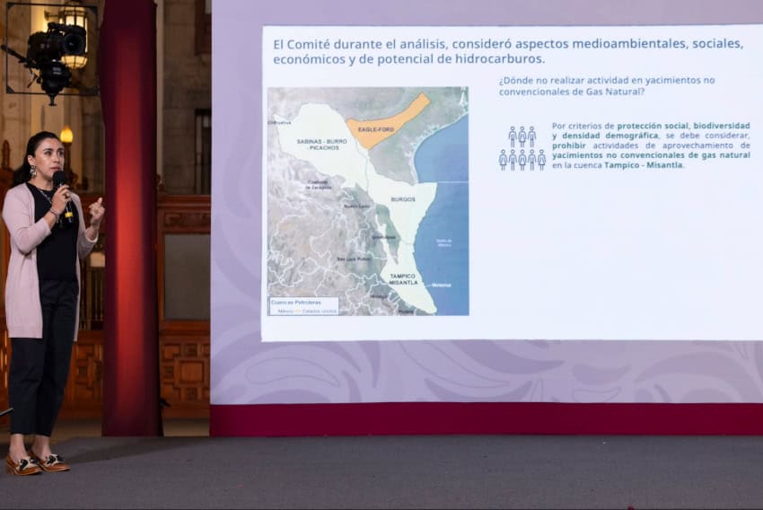 UNAM petroleum engineering chief Ana Paulina Gómora Figueroa shows a map of Mexico's top fracking potential basins