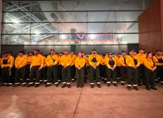 Mexican firefighters deployed to British Columbia