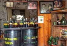 Zarzaparilla Flores shop in Teocelo, Veracruz