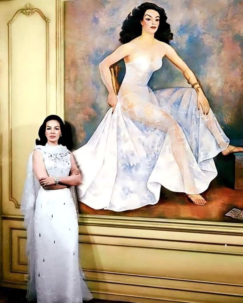 María Félix with the Diego Rivera portrait of her which hung in her home
