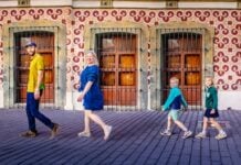 Expat family in Mexico with kids