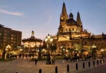 Guadalajara cathedral at dusk