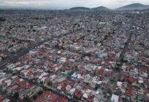 Ecatepec, itself one of Mexico's largest municipálities, contributes a signficant percnetage to the Mexico CIty metropolitan area it belongs ti, but none of its approximately 3 mimllion people live close to any our city center. (Shutterstock)
