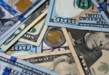 dollars and mexican pesos