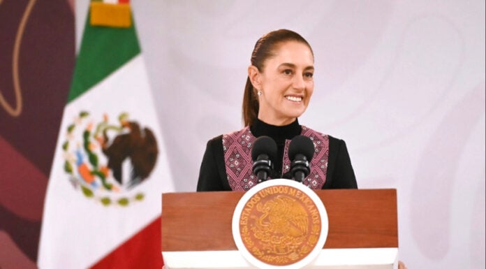 President Sheinbaum leads her September 18 mañanera press conference
