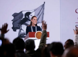 President Sheinbaum presides at her September 21 mañanera press conference