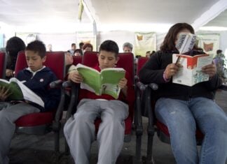 Mexican students practicing reading