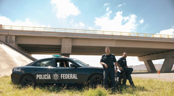 "Facing El Chapo" still