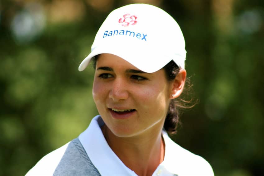 Lorena Ochoa, legendary Mexican golfer, wearing Banamex hat