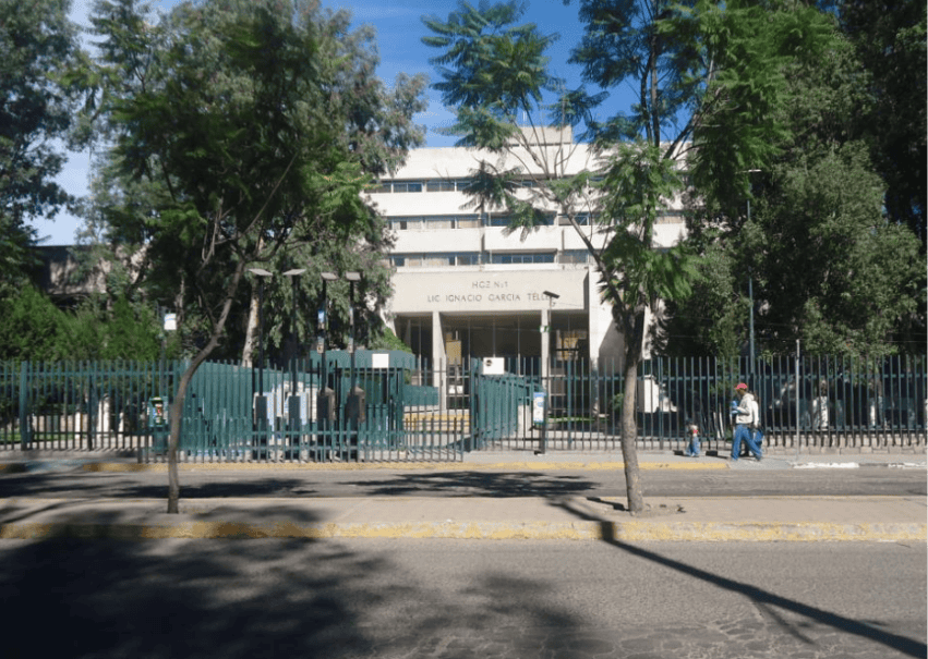 Entrance to the IMSS Zone 1 General Hospital in Durango city