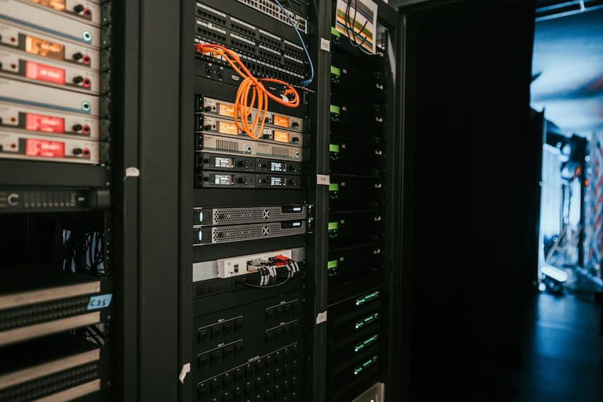servers