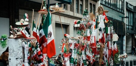 Vendors line the street of Mexico City's historic center during Independence Day celebrations.