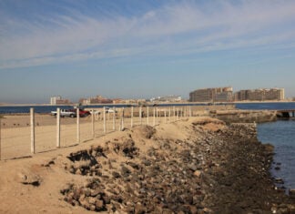 Coastal pier with view of Puerto Peñasco/Rocky Point in Sonora