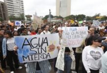 GDL water protests