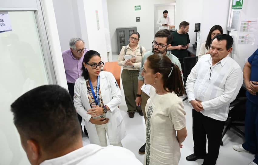 President Sheinbaum visited medical facilities on Saturday in Yucatán