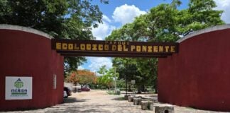 Entrance to Parque Ecológico del Poniente en Mérida, Yucatán