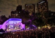 Night falls on the Polanco Jazz Festival in Mexico City, with the stage illuminated in purple lighting.