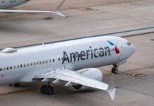 American Airlines plane
